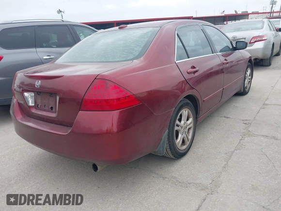 2006 Honda Accord EX-L с VIN 1HGCM56886A120998, выставлен на аукционе IAAI как лот 42329054 с пробегом 307 474 миль миль и . История ставок и продаж доступна на DreamBid. Изображение 4.
