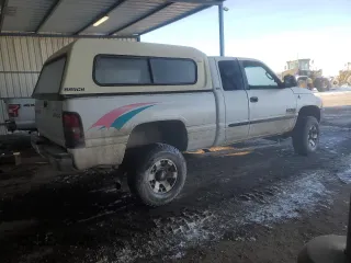 2001 Dodge Ram 2500 with VIN 3B7KF23691G713303, listed as a Copart auction lot 87203334 with 285,440 mi miles and Salvage Title. Bid and sale history available at carsss.com. Image 3.