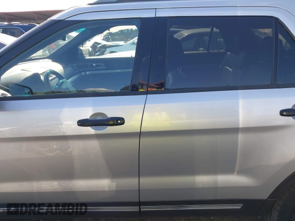 2016 Ford Explorer XLT with VIN 1FM5K7D81GGC82882, listed as a IAAI auction lot 42038327 with 132,846 mi miles and . Bid and sale history available at DreamBid. Image 14.