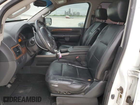 2014 Nissan Armada SV z VIN 5N1BA0ND9EN610504, wystawiony jako Copart lot #53310295 z przebiegiem 133 166 mil mil oraz Szkoda całkowita • Salvage title. Historia ofert i sprzedaży dostępna na DreamBid. Obrazek 7.