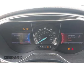 2013 Ford Fusion SE с VIN 3FA6P0H97DR158081, выставлен на аукционе IAAI как лот 42815958 с пробегом 130 667 миль миль и . История ставок и продаж доступна на DreamBid. Изображение 7.