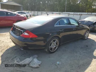 2007 Mercedes-Benz CLS 550 with VIN WDDDJ72X97A107205, listed as a Copart auction lot 70282894 with 69,433 mi miles and Salvage Title. Bid and sale history available at DreamBid. Image 3.