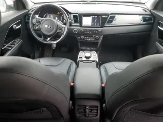 2019 Kia Niro EX Premium with VIN KNDCE3LG1K5027352, listed as a Copart auction lot 75893484 with 82,247 mi miles and Salvage Title. Bid and sale history available at DreamBid. Image 8.