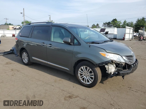 2014 Toyota Sienna XLE z VIN 5TDYK3DC2ES437683, wystawiony jako Copart lot #60549975 z przebiegiem 145 608 mil mil oraz Szkoda całkowita • Salvage title. Historia ofert i sprzedaży dostępna na DreamBid. Obrazek 4.