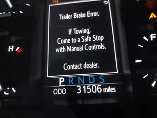 2018 Toyota Tundra 2WD SR5 with VIN 5TFGY5F14JX239984, listed as a IAAI auction lot 41948639 with 31,506 mi miles. Bid and sale history available at carsss.com. Image 15.