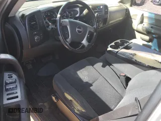 2007 GMC Sierra 1500 SLE1 z VIN 2GTEC13JX71533625, wystawiony jako Copart lot #48658864 z przebiegiem 224 039 mil mil oraz Szkoda całkowita • Salvage title. Historia ofert i sprzedaży dostępna na DreamBid. Obrazek 8.