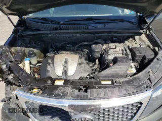 2012 Kia Sorento LX with VIN 5XYKT4A25CG300607, listed as a Copart auction lot 54939775 with 183,995 mi miles and Salvage Title. Bid and sale history available at carsss.com. Image 12.