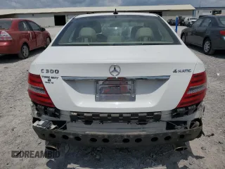 2013 Mercedes-Benz C 300 Sport с VIN WDDGF8AB8DG146385, выставлен на аукционе Copart как лот 60044345 с пробегом 86 768 миль миль и Чистый • Clean title. История ставок и продаж доступна на DreamBid. Изображение 6.