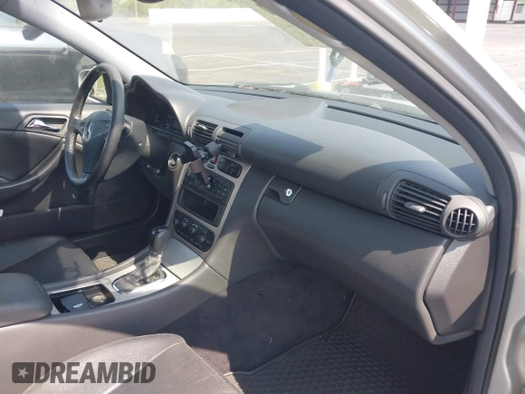 2003 Mercedes-Benz C with VIN WDBRN64J83A485452, listed as a IAAI auction lot 42043907 with 161,691 mi miles and . Bid and sale history available at DreamBid. Image 5.