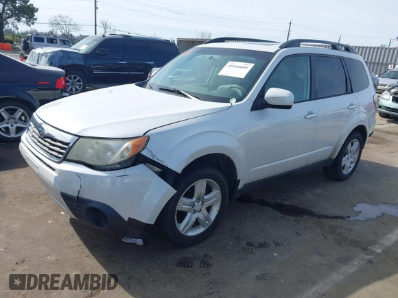 2010 Subaru Forester 2.5X Premium with VIN JF2SH6CC6AG720584, listed as a IAAI auction lot 41666604 with 110,252 mi miles. Bid and sale history available at carsss.com. Image 2.