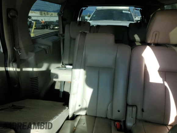 2008 Ford Expedition Max Limited с VIN 1FMFK19528LA22001, выставлен на аукционе Copart как лот 46836345 с пробегом 215 389 миль миль и Чистый • Clean title. История ставок и продаж доступна на DreamBid. Изображение 10.