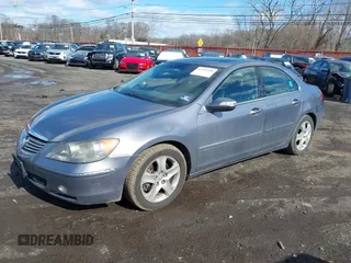 2007 Acura RL Tech Pkg with VIN JH4KB16617C000200, listed as a IAAI auction lot 41592490 with 224,508 mi miles. Bid and sale history available at carsss.com. Image 2.