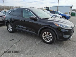 2020 Ford Escape SE with VIN 1FMCU9G62LUC73515, listed as a Copart auction lot 44408915 with 34,753 mi miles and Clean Title. Bid and sale history available at DreamBid. Image 4.