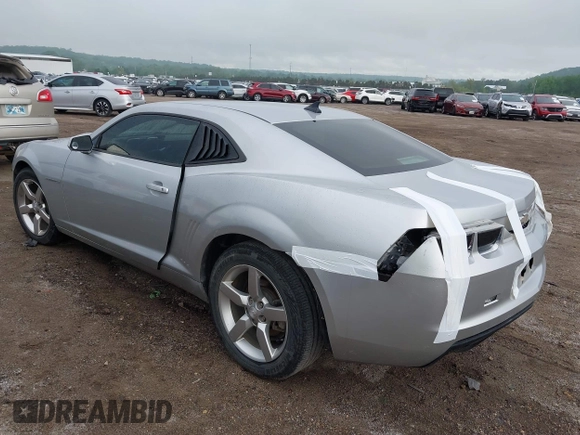 2011 Chevrolet Camaro 2LS z VIN 2G1FA1ED4B9130020, wystawiony jako IAAI lot #42097123 z przebiegiem 91 285 mil mil oraz . Historia ofert i sprzedaży dostępna na DreamBid. Obrazek 3.