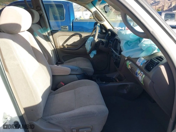 2003 Toyota Sequoia SR5 with VIN 5TDZT34A53S189197, listed as a IAAI auction lot 41330219 with 146,200 mi miles. Bid and sale history available at carsss.com. Image 5.