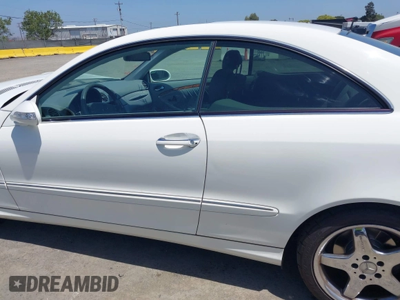 2004 Mercedes-Benz CLK 320 with VIN WDBTJ65JX4F110425, listed as a IAAI auction lot 42207497 with 92,851 mi miles and . Bid and sale history available at DreamBid. Image 14.