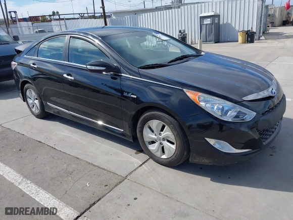 2013 Hyundai Sonata Hybrid Limited with VIN KMHEC4A44DA099701, listed as a IAAI auction lot 41964745 with 61,108 mi miles. Bid and sale history available at carsss.com. Image 1.