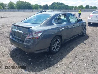 2012 Nissan Maxima S z VIN 1N4AA5AP0CC868910, wystawiony jako IAAI lot #42223925 z przebiegiem 181 877 mil mil oraz . Historia ofert i sprzedaży dostępna na DreamBid. Obrazek 4.