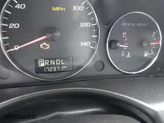 2007 Chevrolet Malibu LT w/2LT with VIN 1G1ZT58NX7F252897, listed as a IAAI auction lot 41995879 with 172,371 mi miles. Bid and sale history available at carsss.com. Image 7.