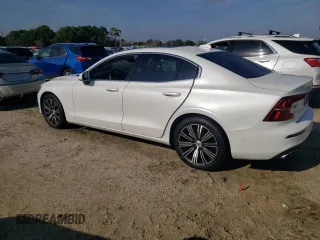 2022 Volvo S60 Plus Dark Theme with VIN 7JRL12TL5NG160726, listed as a Copart auction lot 71318124 with 44,724 mi miles and Non Repairable. Bid and sale history available at carsss.com. Image 2.