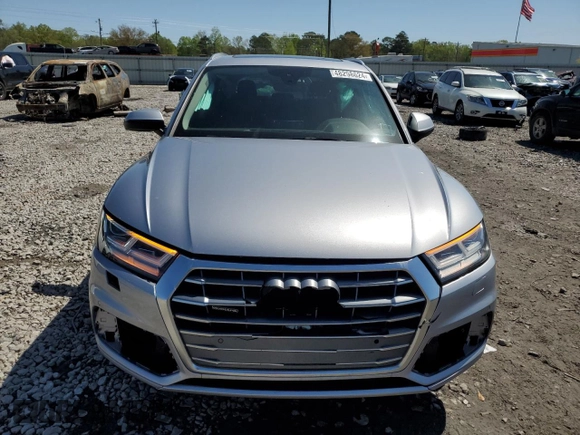 2018 Audi Q5 Premium Plus with VIN WA1BNAFY7J2008173, listed as a Copart auction lot 48298624 with 86,486 mi miles and Salvage Title. Bid and sale history available at carsss.com. Image 5.