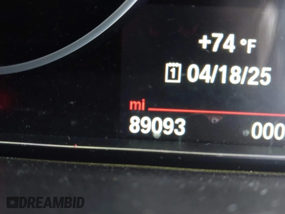 2015 BMW 4 Series 428i xDrive z VIN WBA4A7C5XFD415131, wystawiony jako IAAI lot #42100618 z przebiegiem 89 093 mil mil oraz . Historia ofert i sprzedaży dostępna na DreamBid. Obrazek 15.