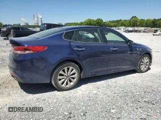 2018 Kia Optima LX z VIN 5XXGT4L39JG273618, wystawiony jako Copart lot #52204025 z przebiegiem 64 851 mil mil oraz Szkoda całkowita • Salvage title. Historia ofert i sprzedaży dostępna na DreamBid. Obrazek 3.