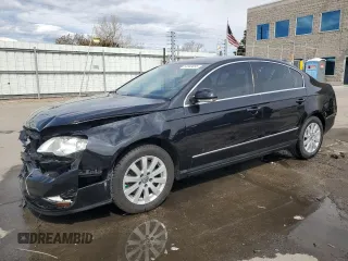 2008 Volkswagen Passat Komfort z VIN WVWJK73C08E198445, wystawiony jako Copart lot #52353055 z przebiegiem 108 599 mil mil oraz Szkoda całkowita • Salvage title. Historia ofert i sprzedaży dostępna na DreamBid. Obrazek 1.