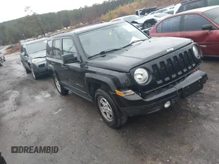 2017 Jeep Patriot Sport SE with VIN 1C4NJPBA7HD122716, listed as a IAAI auction lot 41476403 with 91,816 mi miles and . Bid and sale history available at DreamBid. Image 1.