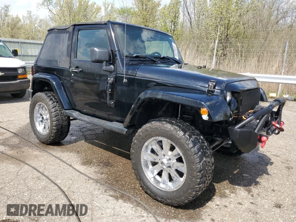 2016 Jeep Wrangler Sport with VIN 1C4AJWAG8GL134327, listed as a Copart auction lot 55039655 with 110,878 mi miles and Clean Title. Bid and sale history available at carsss.com. Image 4.