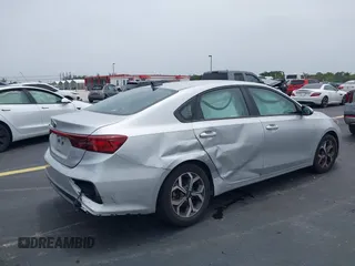 2019 Kia Forte LXS с VIN 3KPF24AD6KE044933, выставлен на аукционе IAAI как лот 42424725 с пробегом 142 854 миль миль и . История ставок и продаж доступна на DreamBid. Изображение 6.