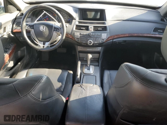 2010 Honda Crosstour EX-L z VIN 5J6TF2H55AL002814, wystawiony jako Copart lot #49691385 z przebiegiem 241 972 mil mil oraz Szkoda całkowita • Salvage title. Historia ofert i sprzedaży dostępna na DreamBid. Obrazek 8.