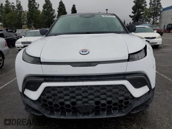 2023 Fisker Ocean One z VIN VCF1ZBU2XPG003149, wystawiony jako Copart lot #50105195 z przebiegiem Nie podano mil oraz Szkody całkowita. Historia ofert i sprzedaży dostępna na DreamBid. Obrazek 5.