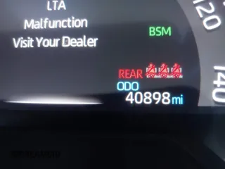 2021 Toyota RAV4 Hybrid XSE with VIN 2T3E6RFVXMW016803, listed as a IAAI auction lot 42135617 with 40,898 mi miles and . Bid and sale history available at DreamBid. Image 16.