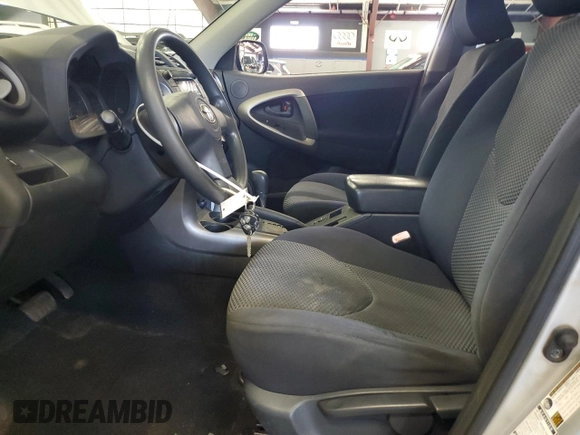 2007 Toyota RAV4 Sport z VIN JTMBD32V275086416, wystawiony jako Copart lot #65209195 z przebiegiem 149 930 mil mil oraz Czysty tytuł • Clean title. Historia ofert i sprzedaży dostępna na DreamBid. Obrazek 7.