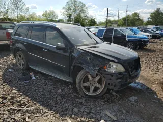 2009 Mercedes-Benz GL 550 z VIN 4JGBF86E49A501002, wystawiony jako Copart lot #56225565 z przebiegiem 168 098 mil mil oraz Szkody całkowita. Historia ofert i sprzedaży dostępna na DreamBid. Obrazek 4.