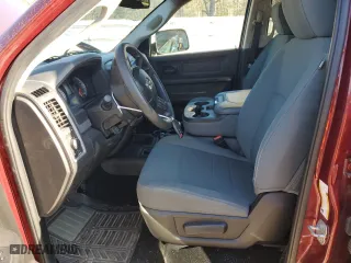 2018 Ram 2500 Tradesman with VIN 3C6UR5CLXJG232510, listed as a Copart auction lot 47760015 with 103,779 mi miles and Salvage Title. Bid and sale history available at carsss.com. Image 7.