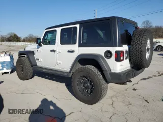2022 Jeep Wrangler Unlimited Sport with VIN 1C4HJXDG6NW201051, listed as a Copart auction lot 42795565 with 30,197 mi miles and Salvage Title. Bid and sale history available at DreamBid. Image 2.