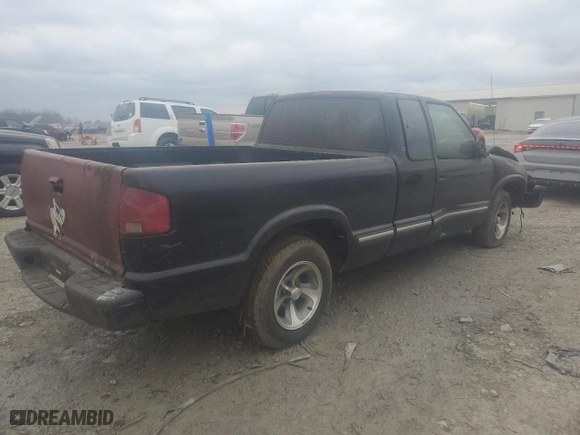 2001 Chevrolet S-10 with VIN 1GCCS195118190521, listed as a Copart auction lot 43793395 with 0 mi miles and Salvage Title. Bid and sale history available at carsss.com. Image 3.
