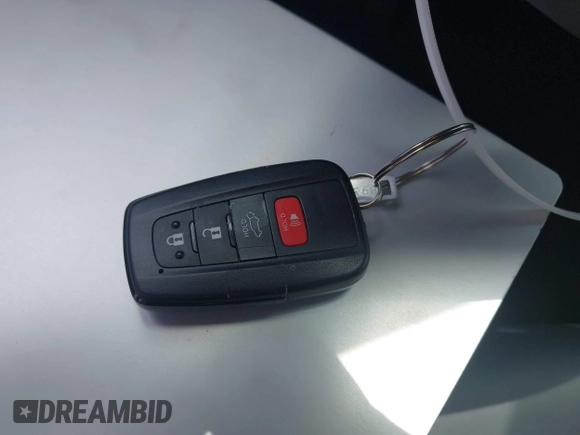 2024 Toyota RAV4 Hybrid XLE Premium z VIN JTMB6RFV5RJ059437, wystawiony jako IAAI lot #42485203 z przebiegiem 4 200 mil mil oraz . Historia ofert i sprzedaży dostępna na DreamBid. Obrazek 11.