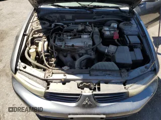 2002 Mitsubishi Galant ES z VIN 4A3AA46G02E097295, wystawiony jako Copart lot #67977274 z przebiegiem 149 375 mil mil oraz Szkody całkowita. Historia ofert i sprzedaży dostępna na DreamBid. Obrazek 11.