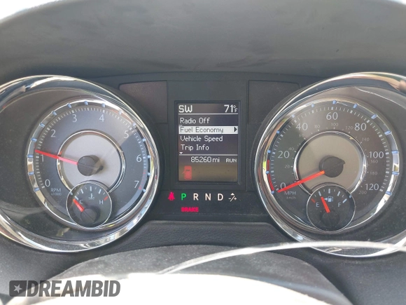 2016 Chrysler Town & Country Touring-L with VIN 2C4RC1CG1GR174351, listed as a IAAI auction lot 40789150 with 85,260 mi miles. Bid and sale history available at carsss.com. Image 7.