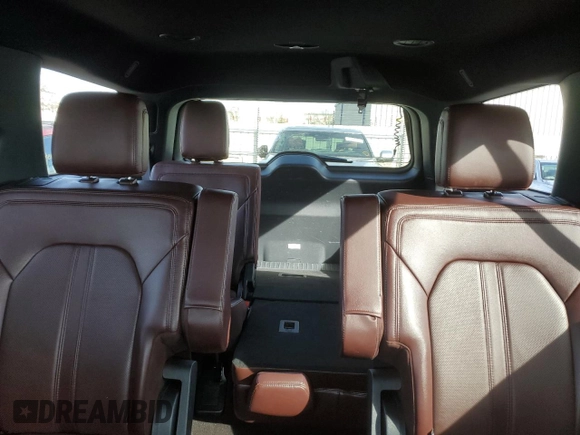 2022 Ford Expedition Limited с VIN 1FMJU2AT7NEA26629, выставлен на аукционе Copart как лот 85206774 с пробегом 49 221 миль миль и Списание • Salvage title. История ставок и продаж доступна на DreamBid. Изображение 10.