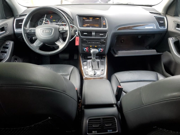 2013 Audi Q5 Premium Plus with VIN WA1DGAFP3DA098104, listed as a Copart auction lot 56033975 with 148,701 mi miles and Salvage title. Bid and sale history available at DreamBid. Image 8.