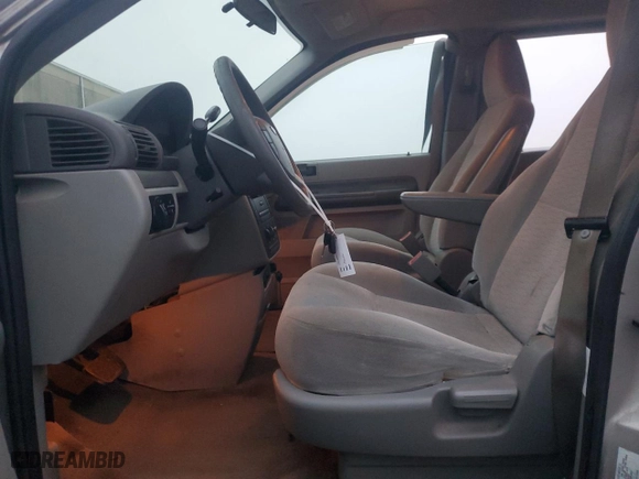2005 Ford Freestar Wagon S with VIN 2FMZA506X5BA51187, listed as a Copart auction lot 84252984 with NaN miles and Clean Title. Bid and sale history available at carsss.com. Image 7.