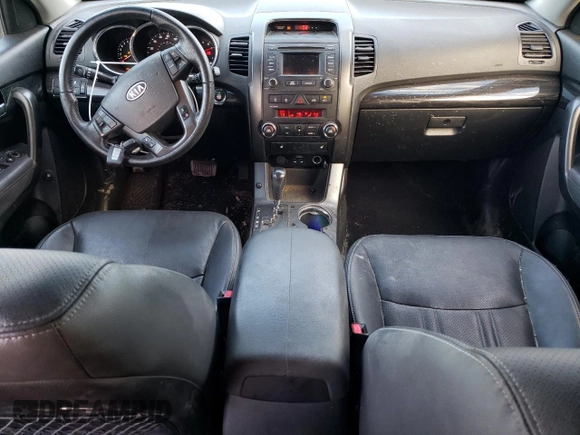 2013 Kia Sorento EX with VIN 5XYKU3A29DG387534, listed as a Copart auction lot 49912305 with 157,204 mi miles and Clean Title. Bid and sale history available at carsss.com. Image 8.