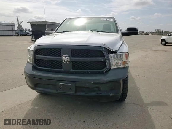 2015 Ram 1500 Tradesman z VIN 1C6RR7FMXFS662303, wystawiony jako Copart lot #53361705 z przebiegiem 137 807 mil mil oraz Szkoda całkowita • Salvage title. Historia ofert i sprzedaży dostępna na DreamBid. Obrazek 11.