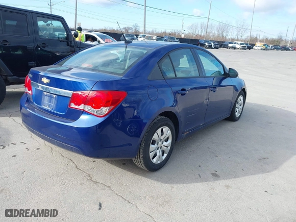 2013 Chevrolet Cruze LS with VIN 1G1PA5SH3D7246624, listed as a IAAI auction lot 41872689 with 137,837 mi miles. Bid and sale history available at carsss.com. Image 4.