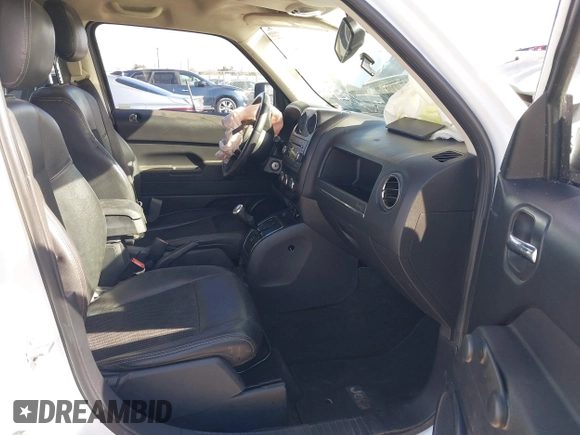 2017 Jeep Patriot 75th Anniversary with VIN 1C4NJRBBXHD170327, listed as a IAAI auction lot 41399495 with Not Provided miles and . Bid and sale history available at carsss.com. Image 5.