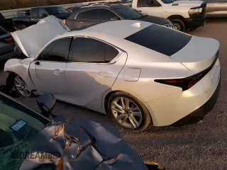 2023 Lexus IS 300 z VIN JTHCA1D21P5125158, wystawiony jako Copart lot #81496734 z przebiegiem Nie podano mil oraz Szkoda całkowita • Salvage title. Historia ofert i sprzedaży dostępna na DreamBid. Obrazek 2.